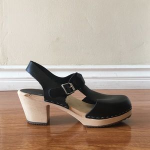 Lotta from Stockholm black leather T-Bar Clogs